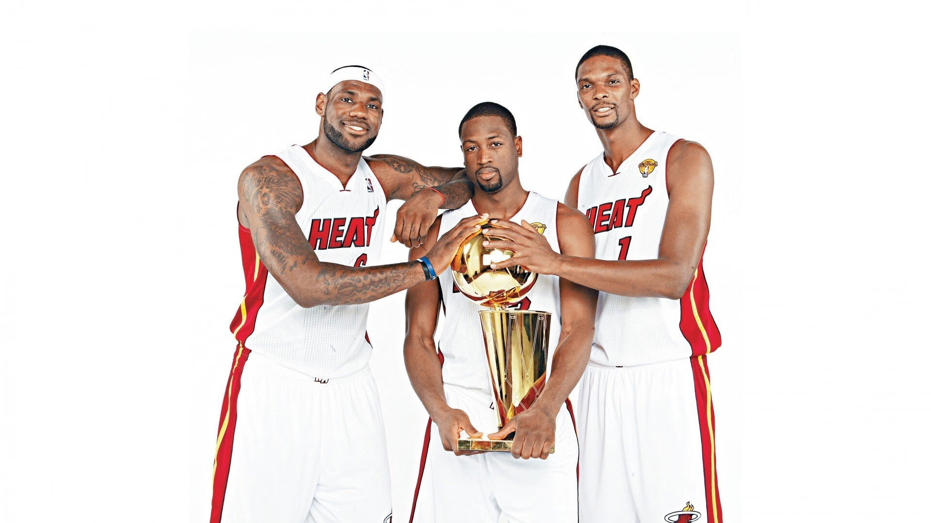 林丹推广课上亲自为小选手做热身，林丹训练视频